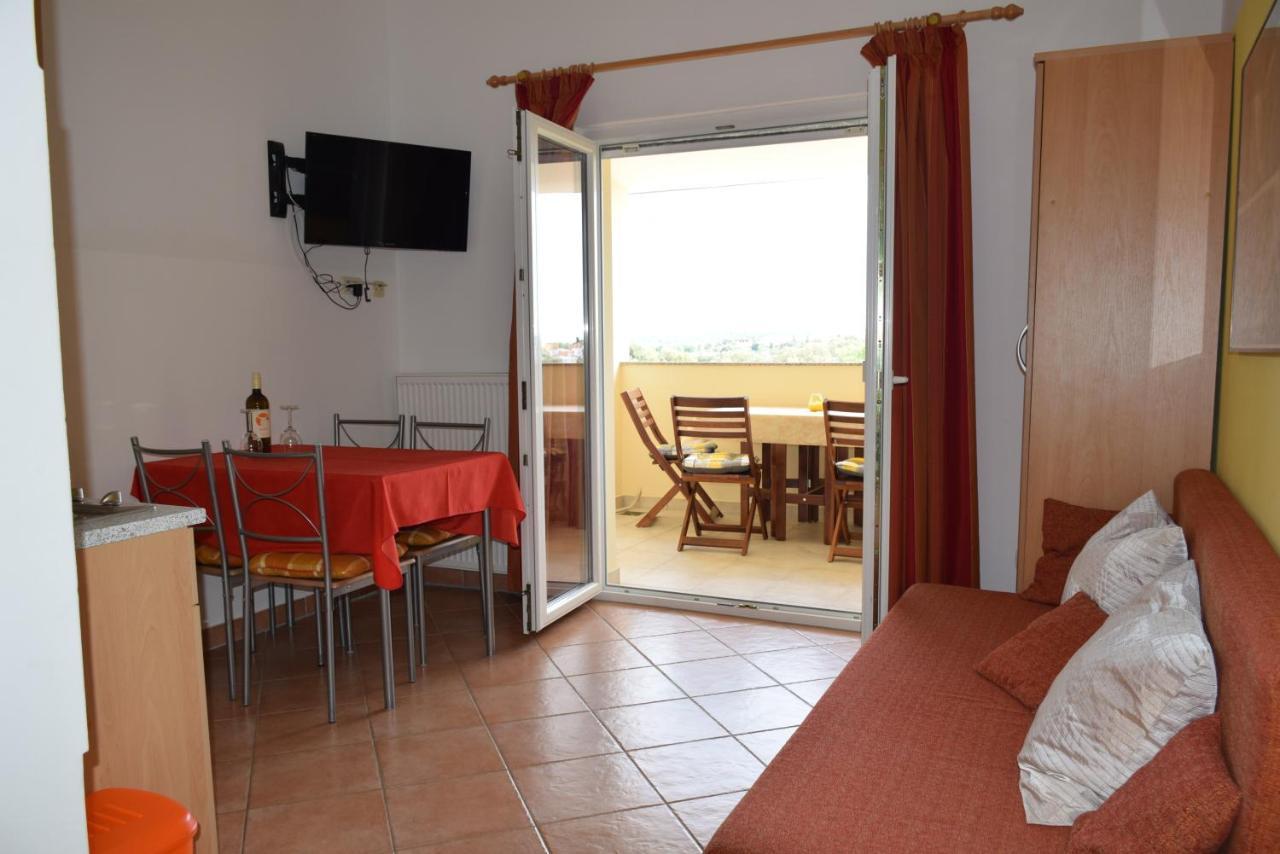 Villa Vinki Vinkuran Buitenkant foto